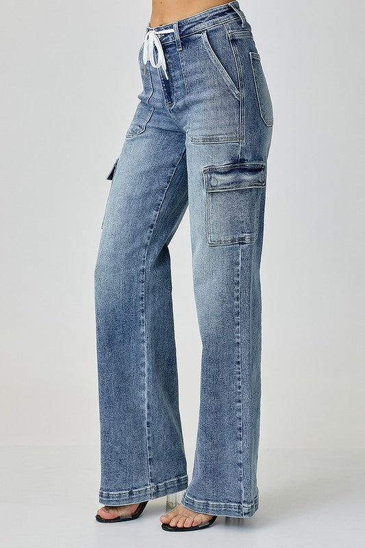 Mid-Rise cargo straight jeans